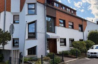 Wohnung kaufen in 65779 Kelkheim, Wohnen mit Charakter: 3-Zimmer-Wohnung Erdgeschoß 5 Parteien Freistehend in Kelkheim