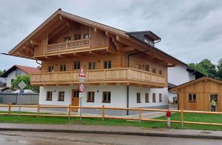 Wohnung mieten in Grassauer Straße 15, 83236 Übersee, Helle, zentral gelegene 4-Zimmer Wohnung mit großem Balkon in Übersee