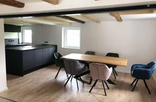 Wohnung mieten in 37124 Rosdorf, Exklusives Wohnen im liebevoll sanierten Fachwerkhaus – Maisonettewohnung mit Wintergarten, Kamin un
