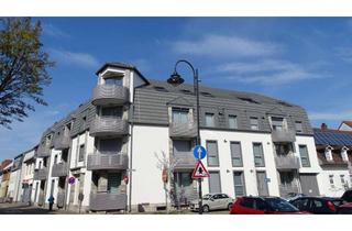 Wohnung mieten in Mannheimer Straße 66, 68723 Schwetzingen, neuwertige Wohnung mit Kühloption, Lift und Ausblick auf den Schwetzinger Markt/Fußgängerzone
