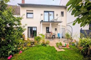 Einfamilienhaus kaufen in 41836 Hückelhoven, Bezugsfertiges Einfamilienhaus mit 7 Zimmern in zentraler Lage von Hückelhoven mit Garage und Balkon