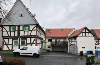 Haus kaufen in Hinter Dem Rathaus, 35452 Heuchelheim, 2 Wohnhäuser (Neubau und Fachwerkhaus)