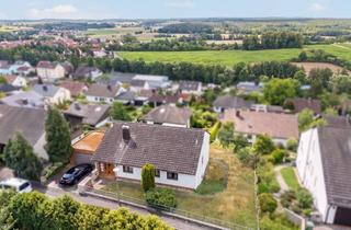 Haus kaufen in 90614 Ammerndorf, Fernblick inklusive – großzügiges Zweifamilienhaus in ruhiger Wohnlage von Ammerndorf
