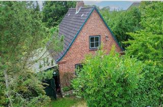 Haus kaufen in 24326 Dersau, Charmantes Backsteinhaus mit großem Garten und Werkraum - Ideal für Familienmomente