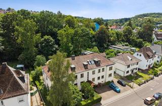 Wohnung kaufen in 35578 Wetzlar, Großzügige Dachgeschosswohnung mit Wintergarten, zwei Balkonen und Blick ins Grüne