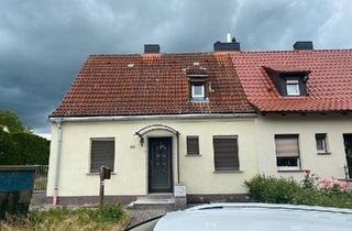 Doppelhaushälfte kaufen in 06279 Farnstädt, Farnstädt - Privatverkauf-Entkernte Doppelhaushälfte 7Zimmern 960m2Grundstück