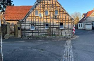 Haus kaufen in 97508 Grettstadt, Grettstadt - Landwirtschaftliches Anwesen mit 6566m² Sanierungsbedürftig.