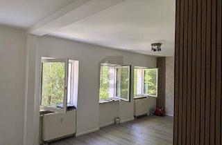 Wohnung kaufen in 10365 Berlin, Berlin-Lichtenberg - ZENTRAL GELEGEN UND DENNOCH IM GRÜNEN