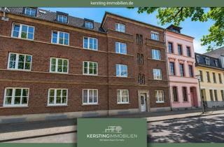 Wohnung kaufen in 47800 Bockum, KR-Bockum! Traumhafte 119 m² Galerie-Wohnung mit Sonnenbalkon in wunderschöner Altbauzeile!