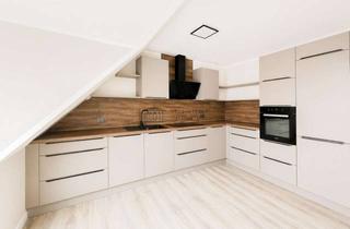 Wohnung kaufen in 21680 Stade, 3 Zimmer plus Dachboden – mehr Raum für Ihre Ideen