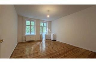 Wohnung kaufen in Boxhagener Straße 19/20, 10245 Friedrichshain, FRISCH SANIERTE 2 ZIMMERWOHNUNG AM BOXI MIT BALKON | PROVISIONSFREI