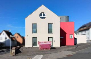 Wohnung kaufen in 36100 Petersberg, Kernsanierte 2-Zimmer-Wohnung mit Dachterrasse in Petersberg