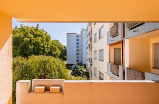 Wohnung kaufen in 76571 Gaggenau, Lichtdurchflutete 4-Zimmer-Wohnung mit großem Balkon