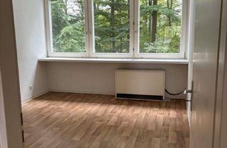 Wohnung mieten in Elsa-Brandström-Str., 76228 Hohenwettersbach, [LIS-10995] Großzügige 3-Zimmer-Wohnung mit Balkon in ruhiger Lage von Karlsruhe