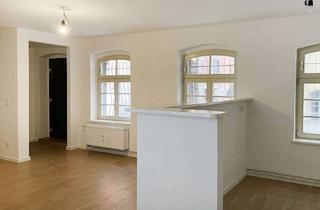 Wohnung mieten in Kleine Märkerstr. 7b, 06108 Altstadt, Perfekt für Innenstadtenthusiasten! Ein kleines Apartment hinter dem Markt.