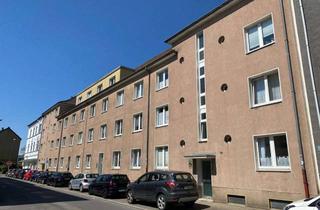 Wohnung mieten in Claudiusstr. 69, 44649 Wanne, Claudiusstr. 69, 2. OG re. - schöne 2 Zi.- Whg. zu sofort zu vermieten