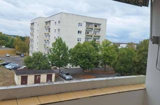 Wohnung mieten in Gabelsbergerstraße, 04668 Grimma, Familienfreundliche 3 RWE Wohnung mit Balkon, Dusche in Grimma Süd zu vermieten!