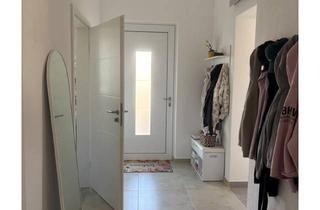 Wohnung mieten in Neue Straße, 72119 Ammerbuch, Alltagstaugliche 2,5-Zimmer-Wohnung in Ammerbuch