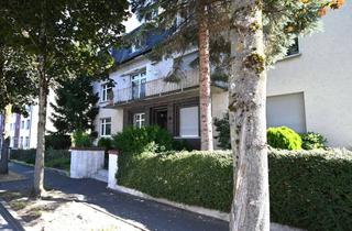 Wohnung mieten in 42719 Wald, **** Renovierte 2-Zimmer-Wohnung mit Wintergarten-Balkon und Gartennutzung.... ****