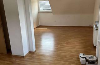 Wohnung mieten in Löhrenstraße, 35685 Dillenburg, Schöne 3 ZKB 1.OG Manderbach ruhige Lage