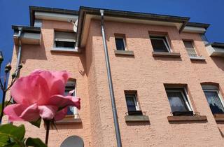 Wohnung mieten in 63073 Bieber, OF-BIEBER: Dachstudio 2 1/2 Zi. in 3 Fam.Haus - Bad m. Fenster