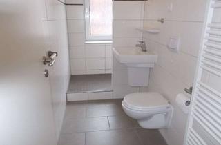 Wohnung mieten in Klosterstr. 38, 24536 Neumünster, Modernisierte 3-Zimmer-Wohnung in Neumünster