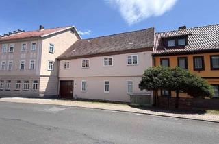 Haus kaufen in 98660 Themar, Keine Käuferprovision; Zweifamilienhaus mit Nebengebäude aus Verwertung