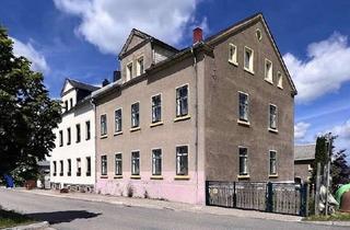 Haus kaufen in 09366 Stollberg, Zweifamilienhaus mit Potential in bester Lage von Stollberg