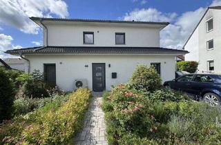 Villa kaufen in 61250 Usingen, PROVISIONSFREI!!! Moderne, energie-effiziente Stadtvilla in sehr guter Lage von Usingen