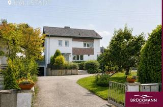 Haus kaufen in Riedweg, 67169 Kallstadt, Kallstadter Ortsrandlage: Zwischen Weinbergen, Remise & zwei Haustüren liegen viele Möglichkeiten!