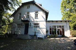 Villa kaufen in 23684 Scharbeutz, Exklusive Villa mit parkähnlichem Grundstück