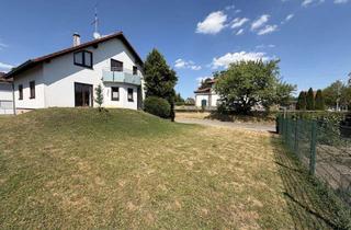 Haus kaufen in 74939 Zuzenhausen, Attraktives EFH mit ELW im Dachgeschoss und tollem Grundstück!