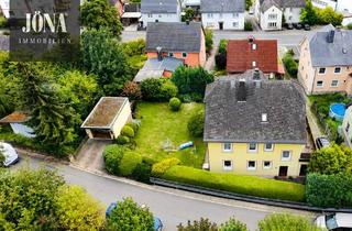 Haus kaufen in 95352 Marktleugast, Toll geschnittenes Zweifamilienhaus mit ausgebautem Dachgeschoss