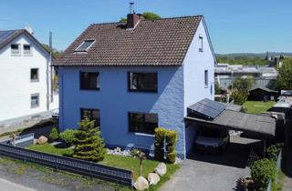 Anlageobjekt in 32107 Bad Salzuflen, Zeitnah bezugsfreies Erdgeschoss: Tolles Zweifamilienhaus mit Erbbaurecht in Bad Salzuflen