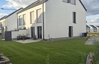 Immobilie mieten in Paul-Hindemith-Strasse 14, 53332 Bornheim, Zwischenmiete bis März 2027: Haus im Neubaugebiet