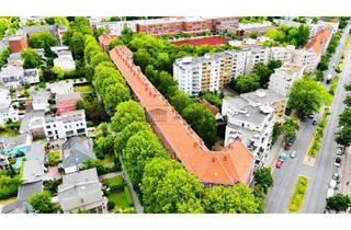 Wohnung kaufen in 13409 Reinickendorf, Bezugsfreie 4-Zimmer-Altbauwohnung mit Balkon in Berlin-Reinickendorf