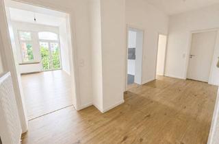 Wohnung kaufen in Weststraße 49, 08523 Plauen, *Erstbezug* Exklusive Wohnung in sanierter Jugendstilvilla mit Garage