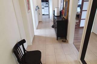Wohnung kaufen in 33602 Innenstadt, Für Eigennutzer u. Anleger: Sanierte 73 m² DG-Wohnung · Fernwärme · provisionsfrei!