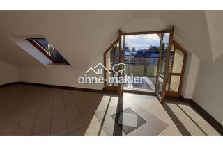 Wohnung kaufen in 86551 Aichach, Gepflegte 3-Zimmer-Dachgeschosswohnung mit Balkon & Ausbaupotenzial - 67 m² in Aichach