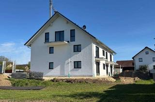 Wohnung mieten in 84066 Mallersdorf-Pfaffenberg, Gemütliche Dachgeschosswohnung auf Mietersuche
