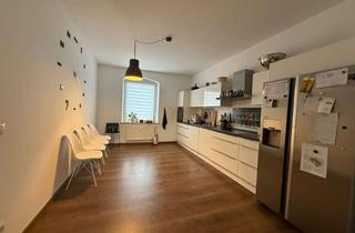 Wohnung mieten in Vor Dem Dreeser Tor 22, 53359 Rheinbach, Moderne 4 Zimmerwohnung im Herzen von Rheinbach!