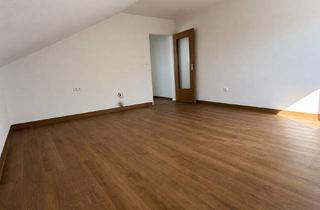 Wohnung mieten in Fichtenstraße, 75217 Birkenfeld, Modernisierte DG-Wohnung mit viel Stauraum am Waldrand