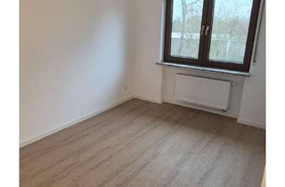 Wohnung mieten in Hans-Böckler-Straße, 65428 Rüsselsheim, 4 Zimmer Wohnung mit Balkon in Rüsselsheim am Main
