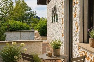 Haus kaufen in 96123 Litzendorf, Herrschaftlicher Landsitz! Großes, uneinsehbares Grundstück, 2 Garagen und viele Stellplätze! Frei!