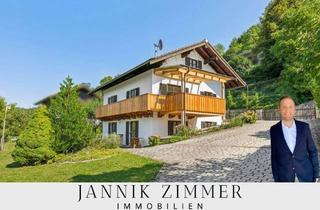 Haus kaufen in 82431 Kochel, Vom Wochenende zum Zuhause – umfassend modernisiertes Haus mit Garten und großzügiger Balkonterrasse