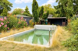 Reihenhaus kaufen in 50769 Worringen, Reihenhaus mit Potential & Garten mit Pool