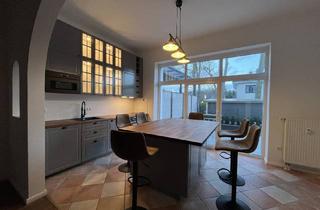 Wohnung mieten in 15344 Strausberg, Die besondere Gelegenheit, Atelierwohnung in Villenlage, modernisiert, 2 Bäder