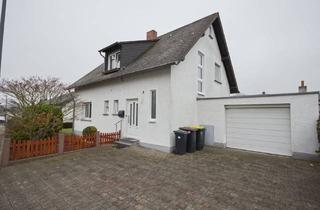 Haus mieten in Rosenstraße, 56745 Bell, Zuhause mit 4,5 Zimmern in Bell