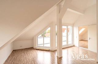Wohnung kaufen in 10318 Berlin, Traumhafte Dachgeschosswohnung mit Altbau-Flair & Terrasse im Prinzenviertel