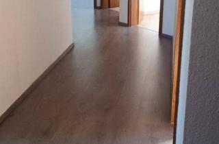 Wohnung kaufen in 08626 Adorf, Objekt-Nr.: 8126 - vermietete 3 ½-Zimmer-ETW mit Wanne im DG zentrumsnah in Adorf